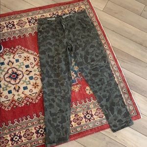 Lucky Brand Women’s Camo Cargo Pants
